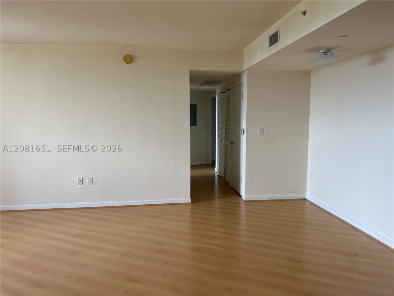 Condo for sale at Turnberry On The Green 611