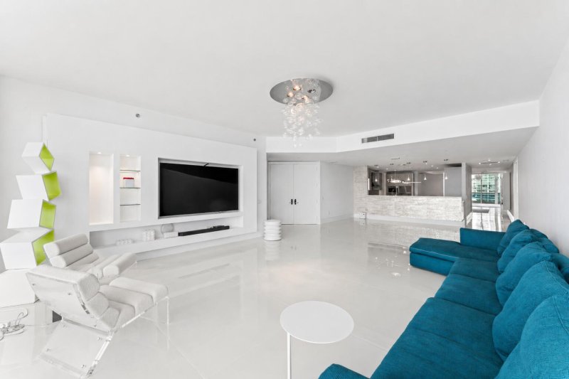 Apartment for rent at Bath Club 1203