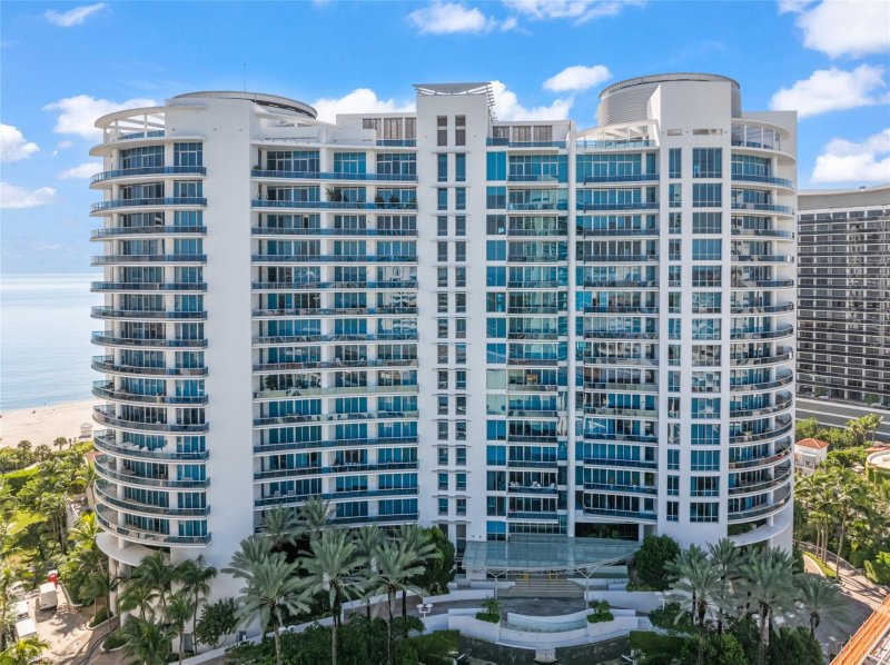 Apartment for rent at Bath Club 1203