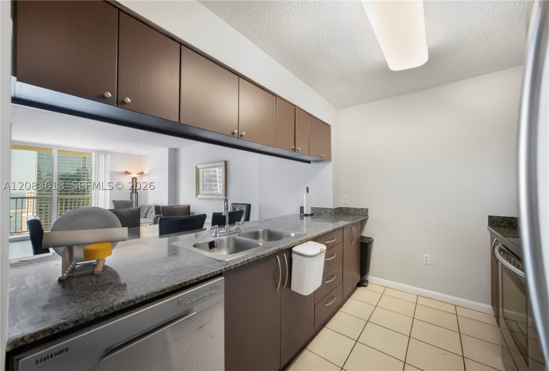 Apartment for rent at The Club At Brickell Bay 4121