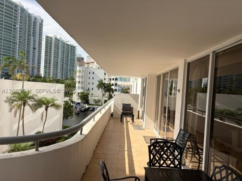 Condo for sale at Turnberry Isle 4L