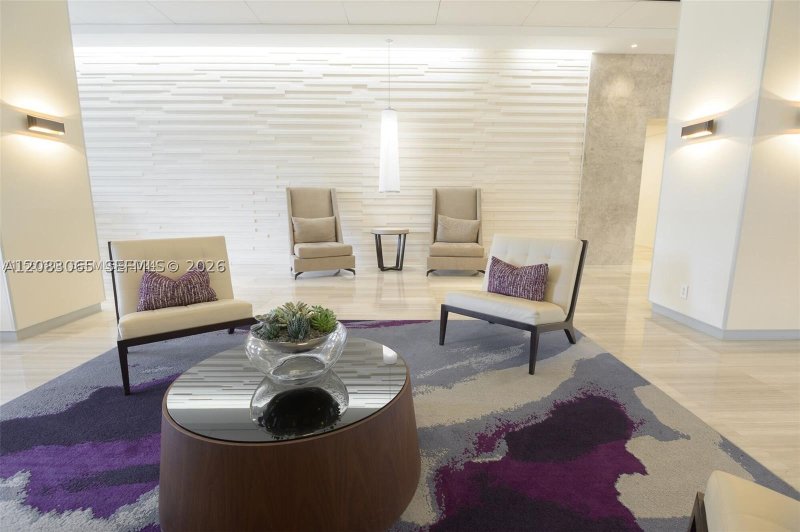 Apartment for rent at Arlen House PH-21
