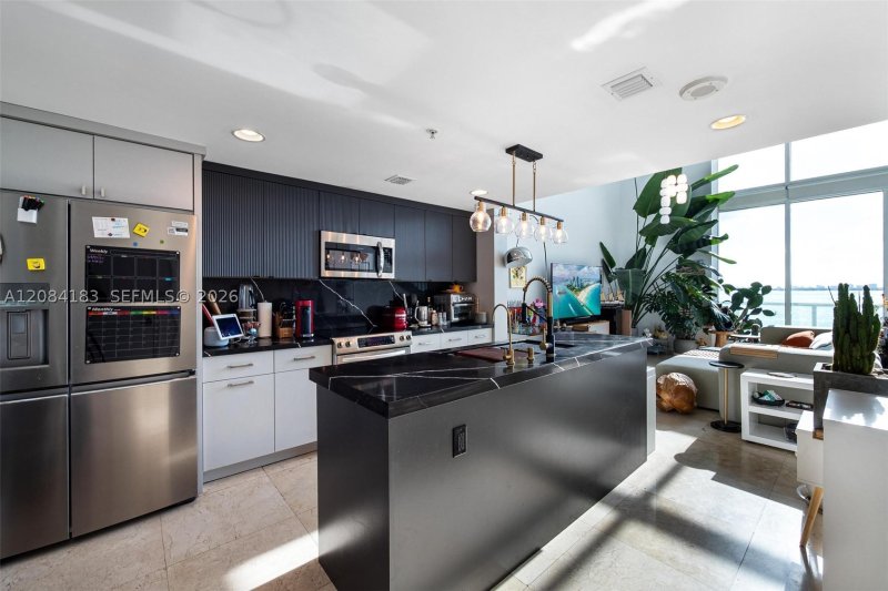 Comprar apartamento en Onyx On The Bay 403