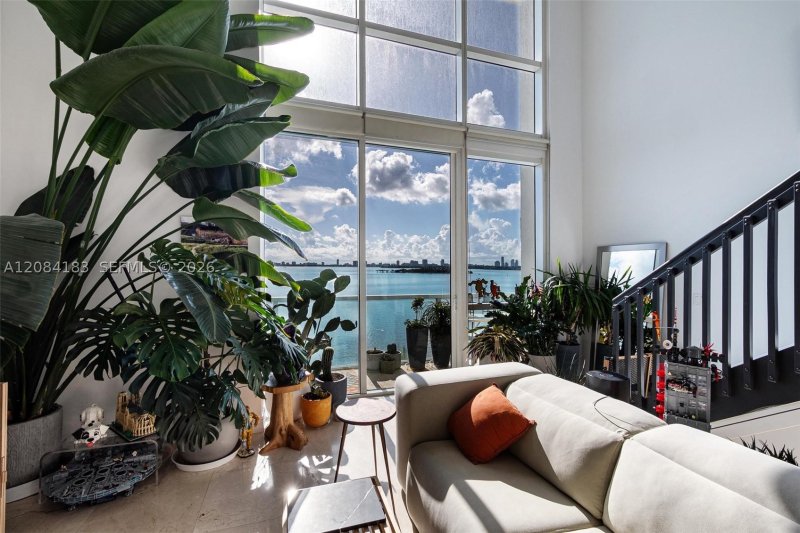 Comprar apartamento en Onyx On The Bay 403