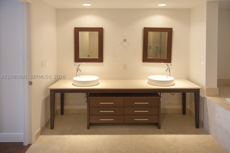 Aluguel de apartamento no Icon Brickell Tower I 3507