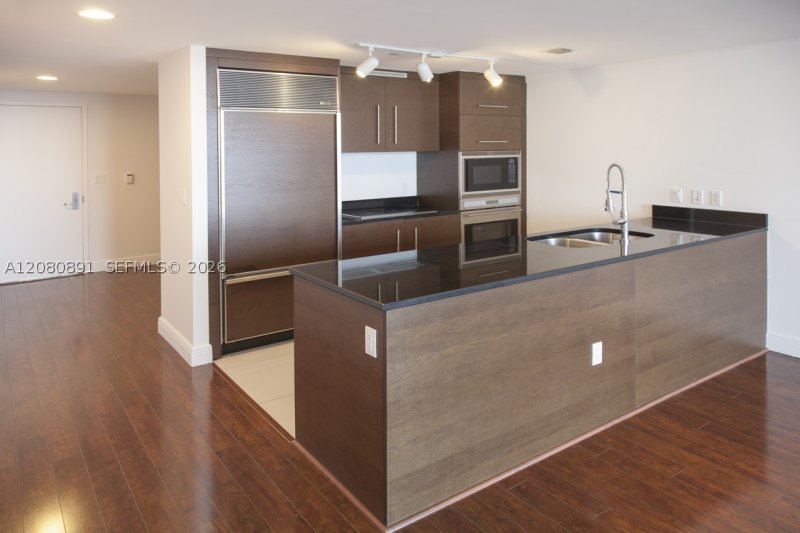 Aluguel de apartamento no Icon Brickell Tower I 3507