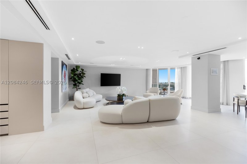 Comprar apartamento en Atlantic Three at The Point 902