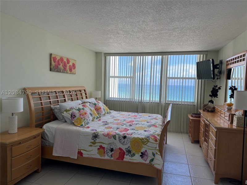 Alquiler de apartamento en Parker Dorado 1003