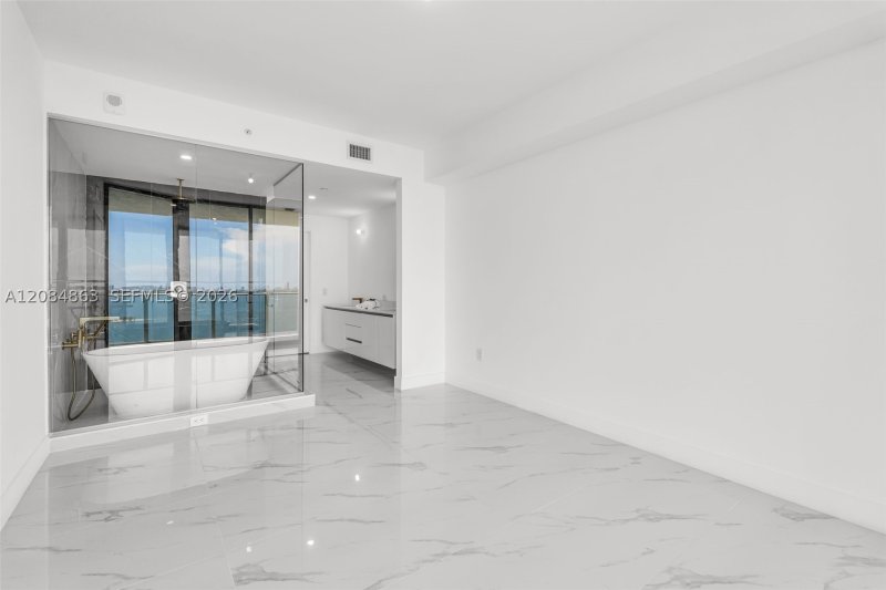 Aluguel de apartamento no Aria Reserve Miami 1806