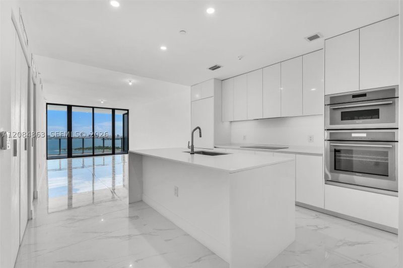 Aluguel de apartamento no Aria Reserve Miami 1806