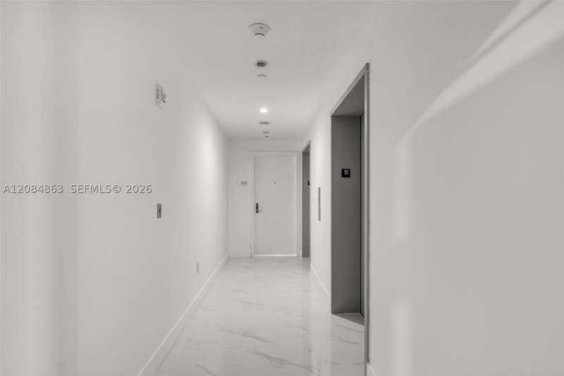 Aluguel de apartamento no Aria Reserve Miami 1806