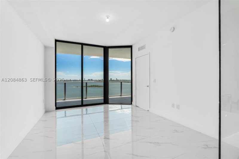 Aluguel de apartamento no Aria Reserve Miami 1806
