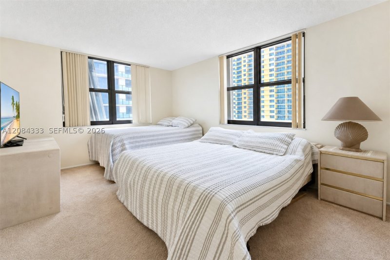 Comprar apartamento en Britannia at Quadomain 401