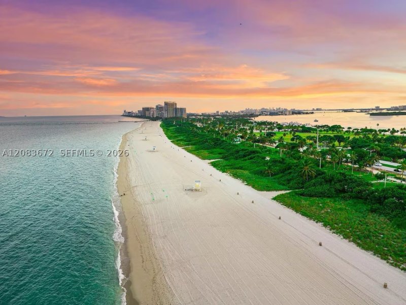 Comprar apartamento en Bayshore Yacht Tennis Club 1016