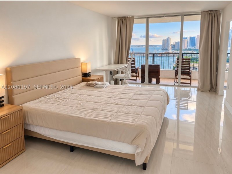 Alquiler de apartamento en The Venetia 27K