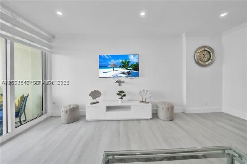Alquiler de apartamento en The Wave Condo PH38