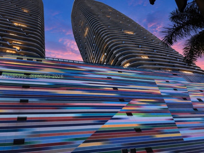Condo for sale at Brickell Heights East 1606