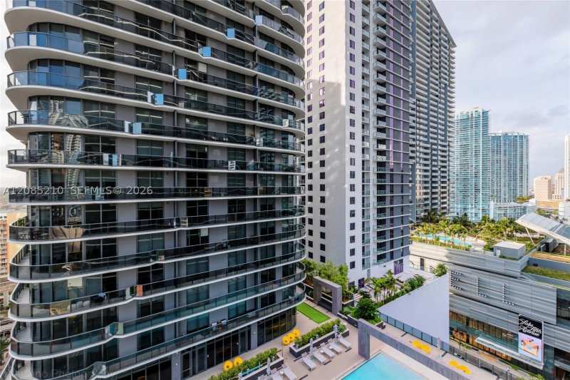 Condo for sale at Brickell Heights East 1606