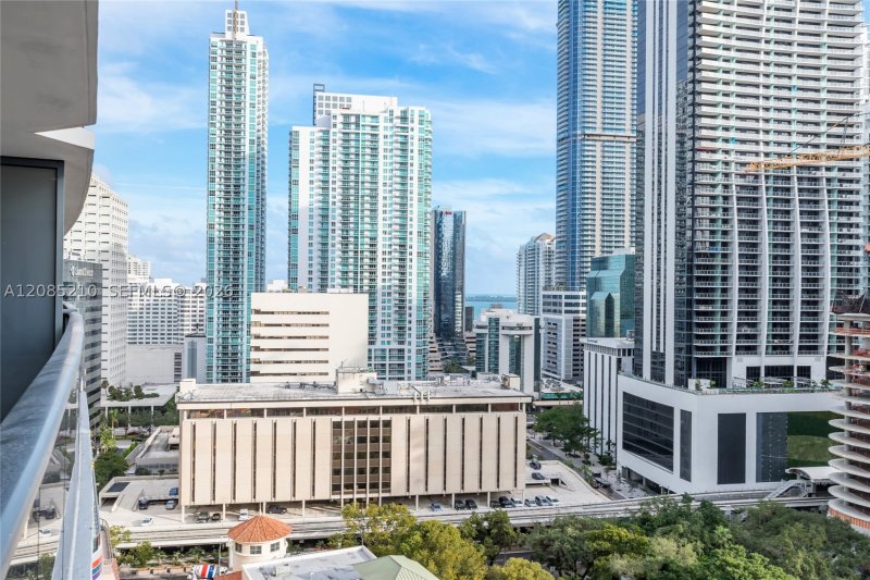 Condo for sale at Brickell Heights East 1606