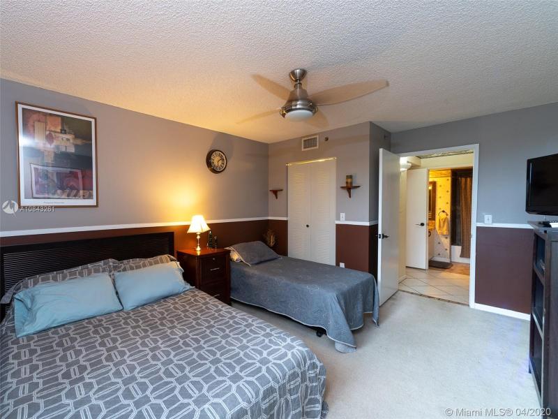 Property photo # 6