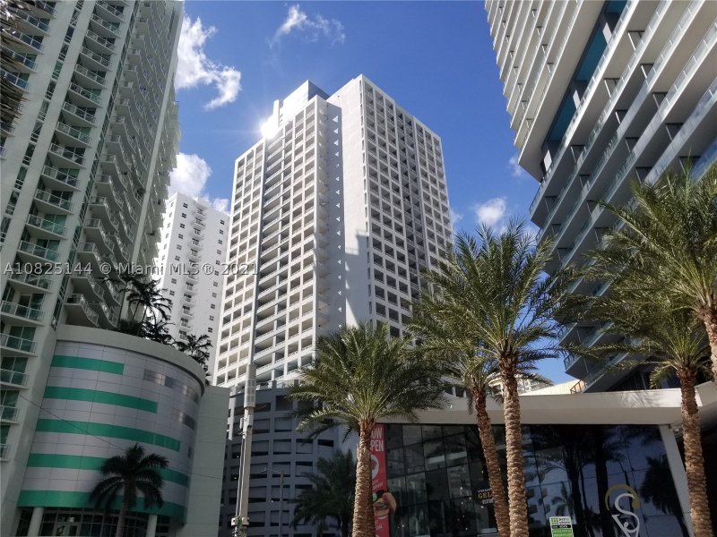Comprar apartamento en Sail at Brickell 1507