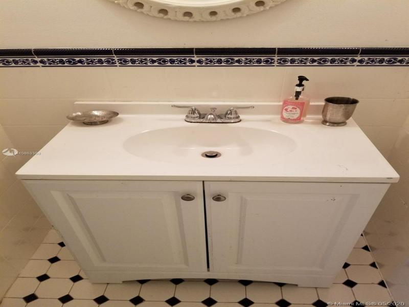 Property photo # 9