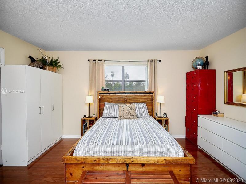 Property photo # 8
