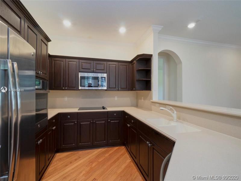 Property photo # 9