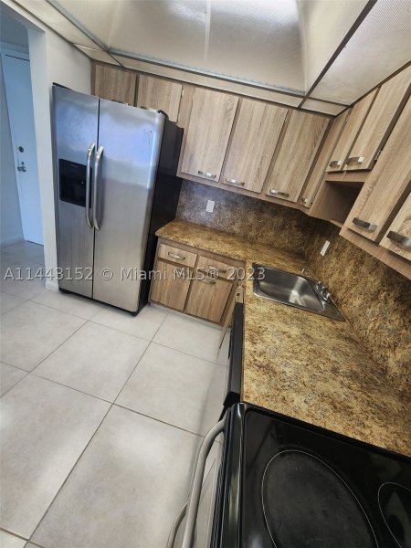 Condo for sale at Sailboat Cay 1513