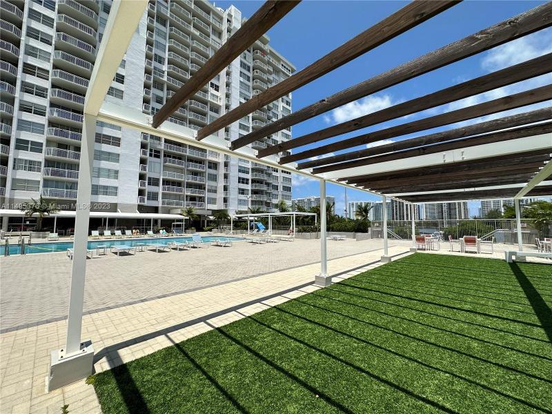 Condo for sale at Del Prado South Tower 502