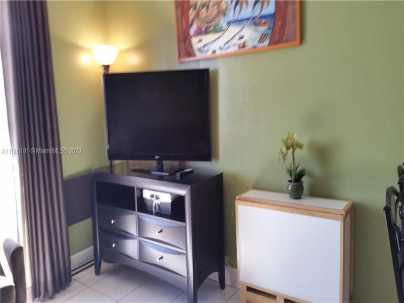 Comprar apartamento no Aventura Beach Club 432