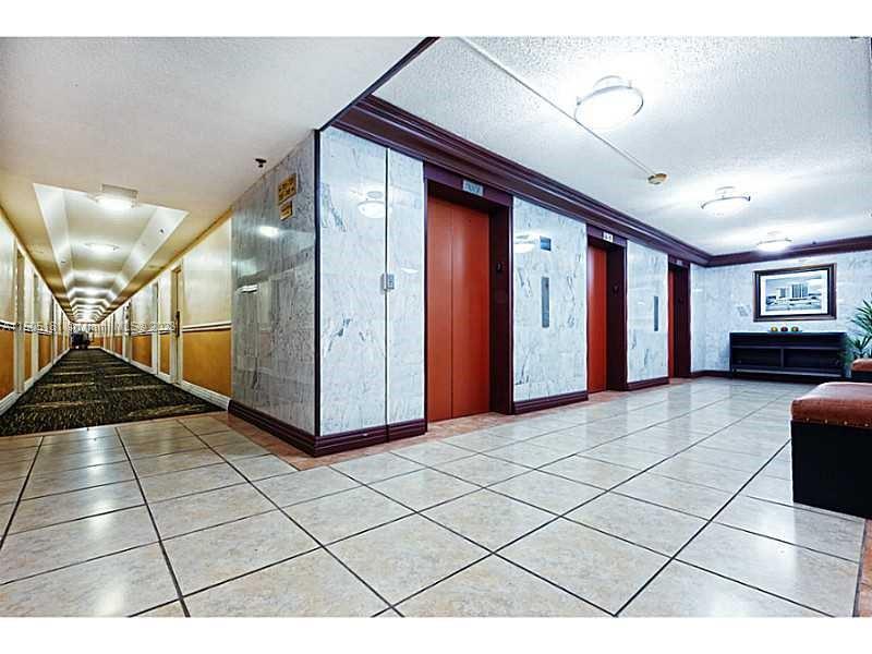 Comprar apartamento no Aventura Beach Club 432