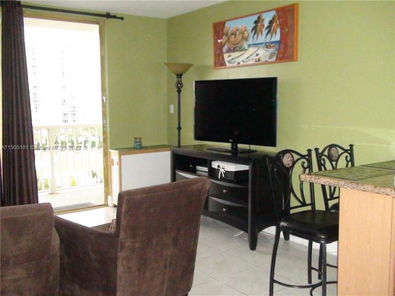 Comprar apartamento no Aventura Beach Club 432