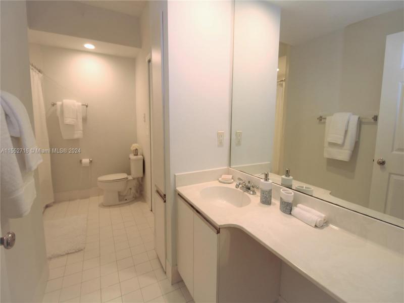 Comprar apartamento en Village by the Bay 12311
