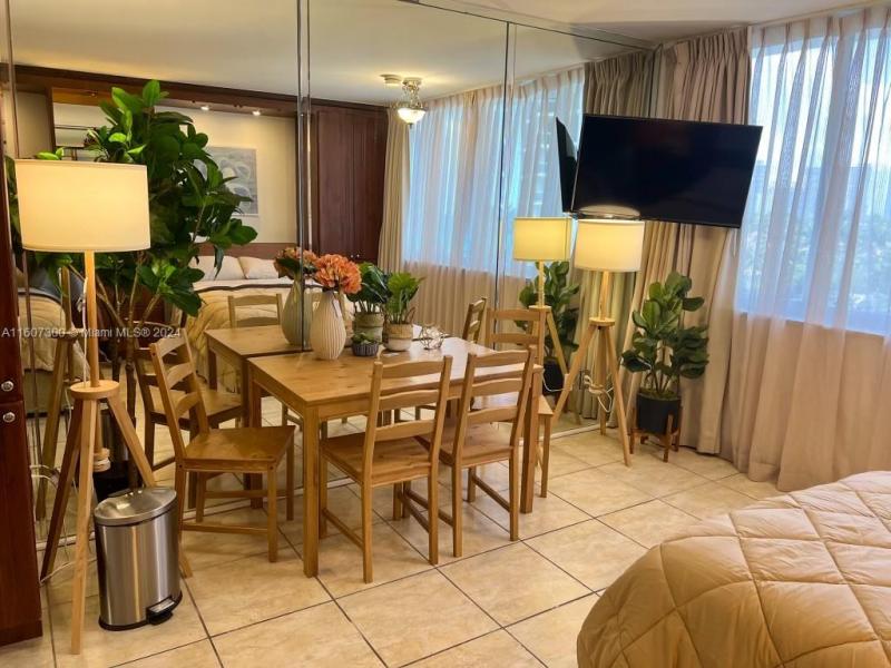 Comprar apartamento no Aventura Beach Club 428