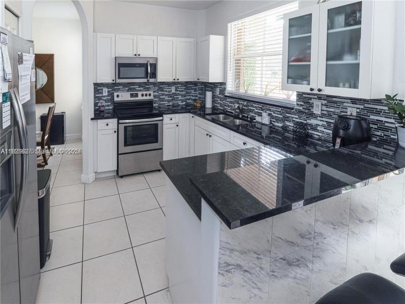 Property photo # 0