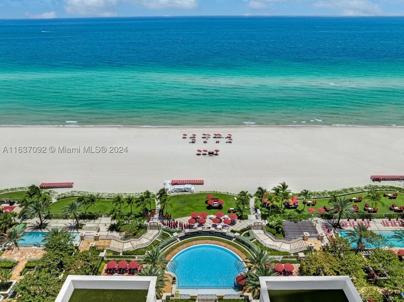Condo for sale at The Estates at Acqualina Ph4705