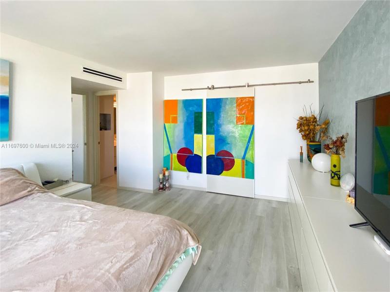 Condo for sale at Oceanview Park 708