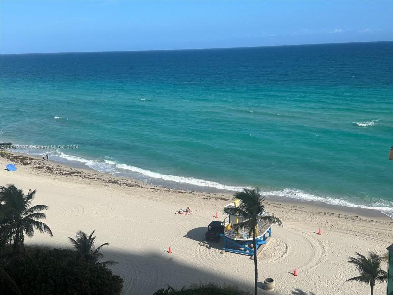 Condo for sale at The Wave Condo 809