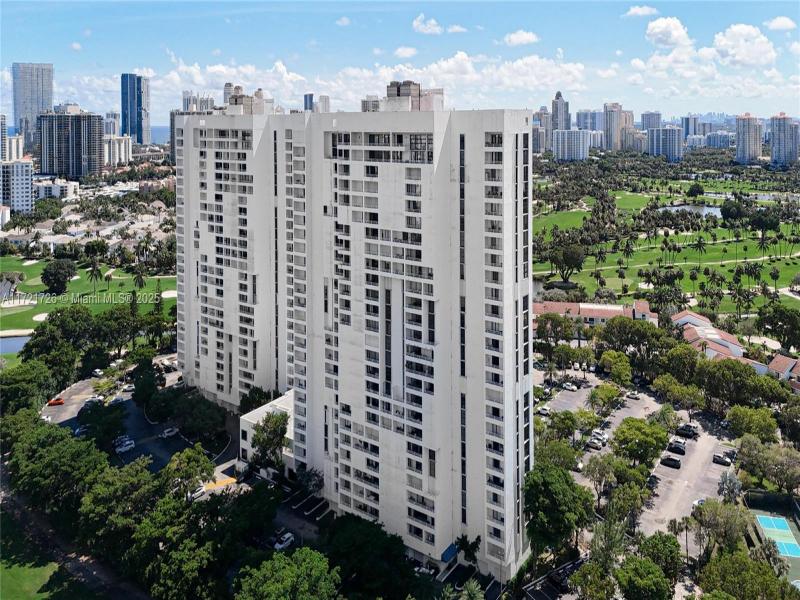 Comprar apartamento en Delvista Towers 817