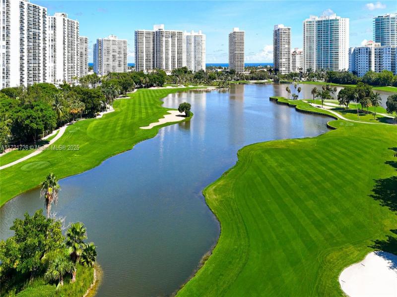 Comprar apartamento en Delvista Towers 817