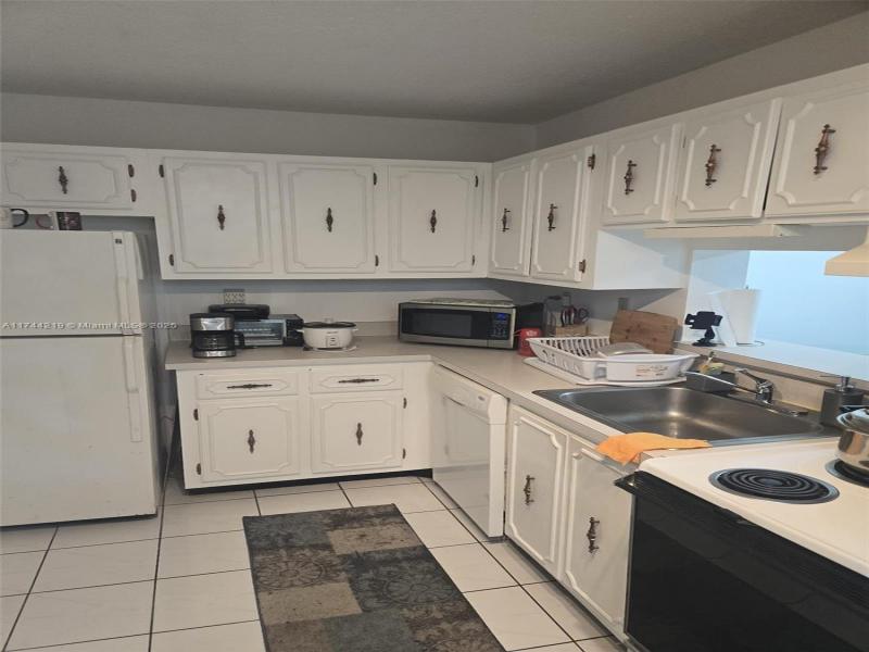 Property photo # 0