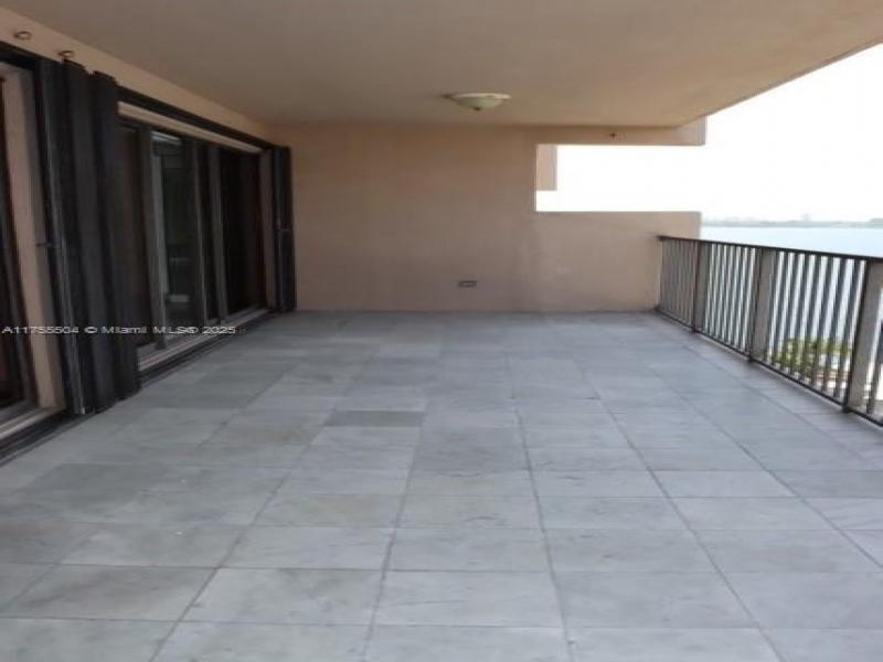 Comprar apartamento en The Cricket Club 1108