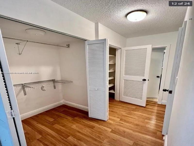 Condo for sale at Parker Plaza Estates 211