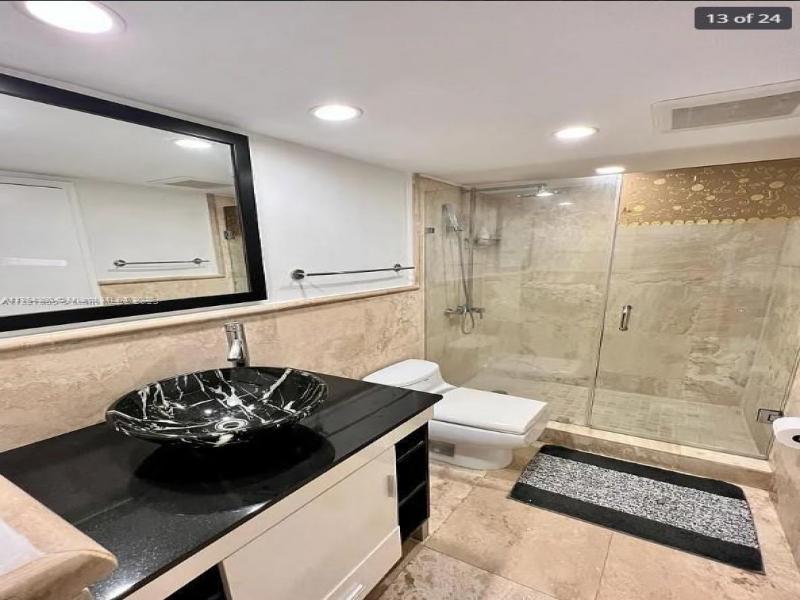 Condo for sale at Parker Plaza Estates 211
