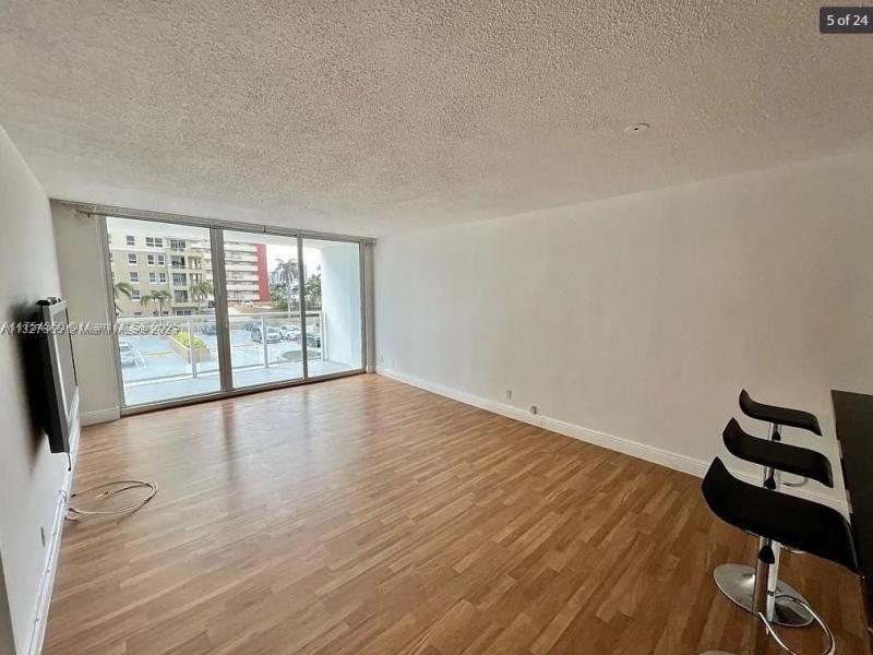 Condo for sale at Parker Plaza Estates 211