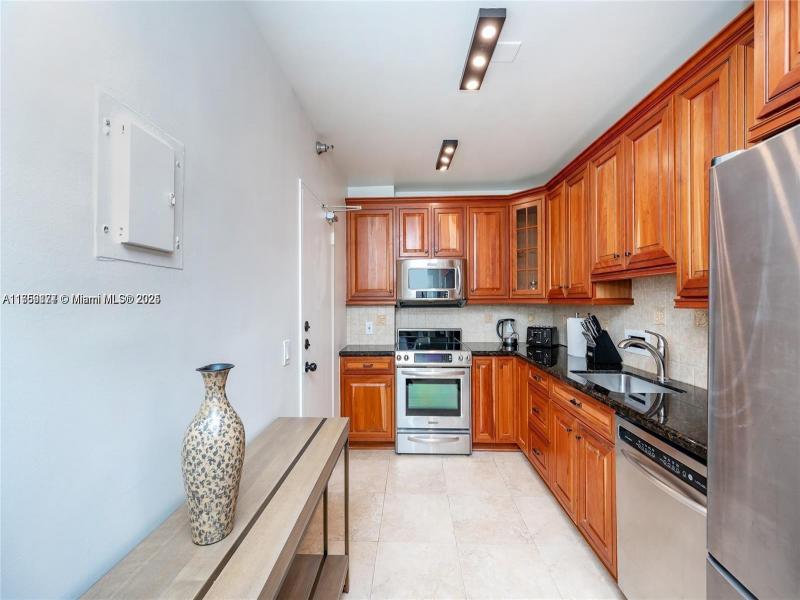 Property photo # 6