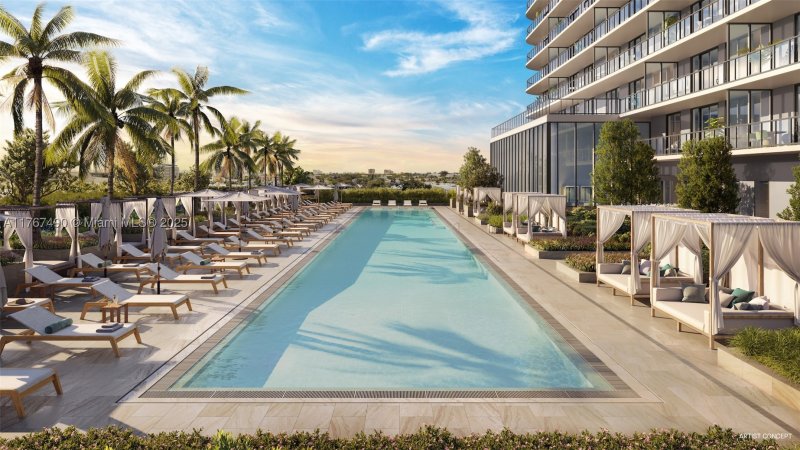 Condo for sale at 72 Park Miami Beach PH04