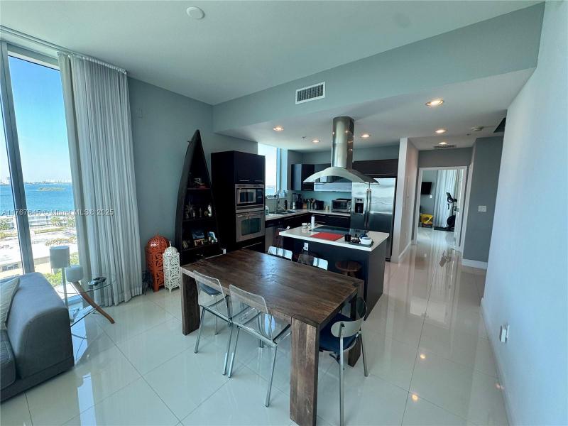 Comprar apartamento en Eloquence on the Bay 1008