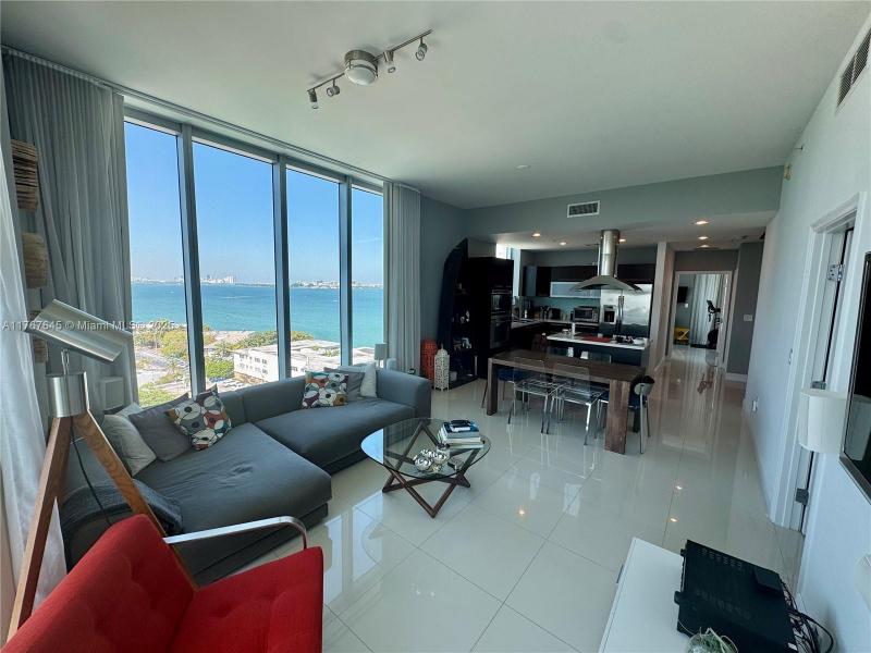 Eloquence on the Bay Apt #1008